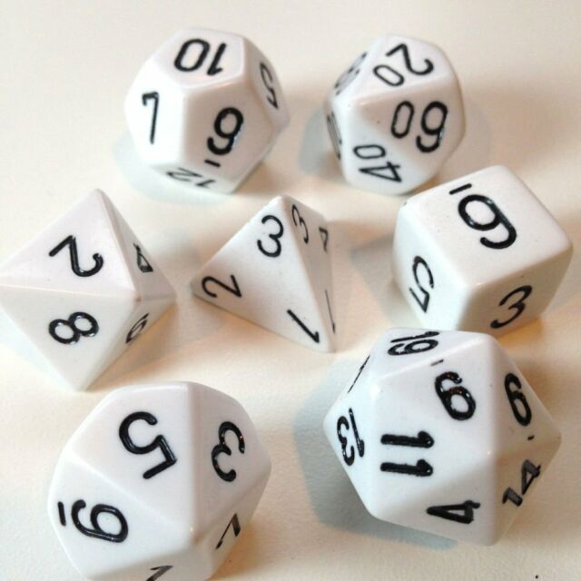 7CT OPAQUE POLY WHITE/BLACK DICE SET