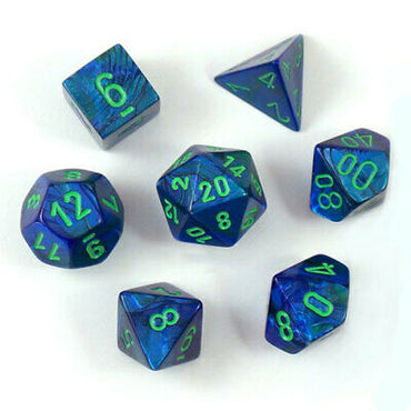 7CT LUSTROUS POLY DICE SET DARK BLUE W/GREEN